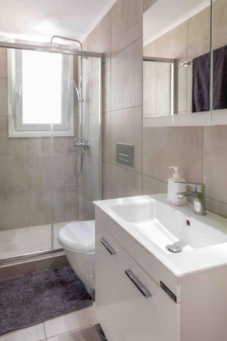 Luxury Cozy Appartment In The City Center Rhodes City Екстер'єр фото